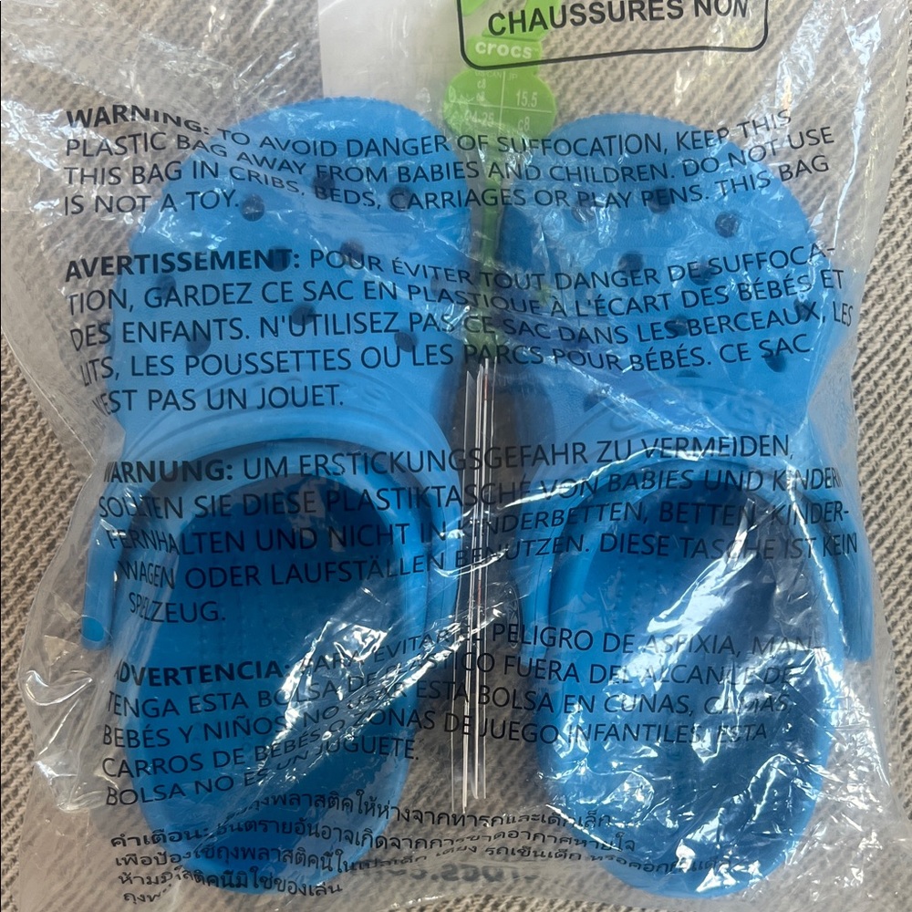 CROCS Vibrant Blue Kids' Clogs